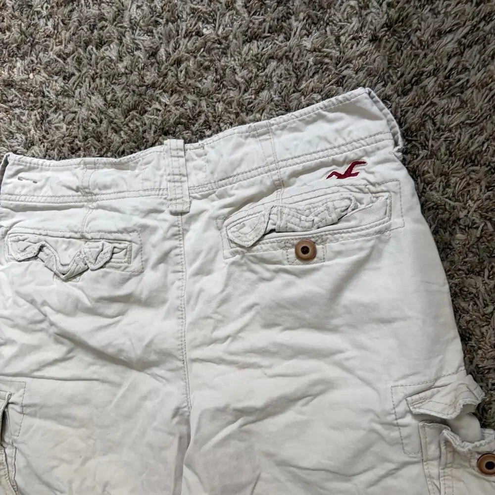 Vintage Y2K Hollister Shorts Cream Distressed Men’s 30x9 Grunge Minimalist